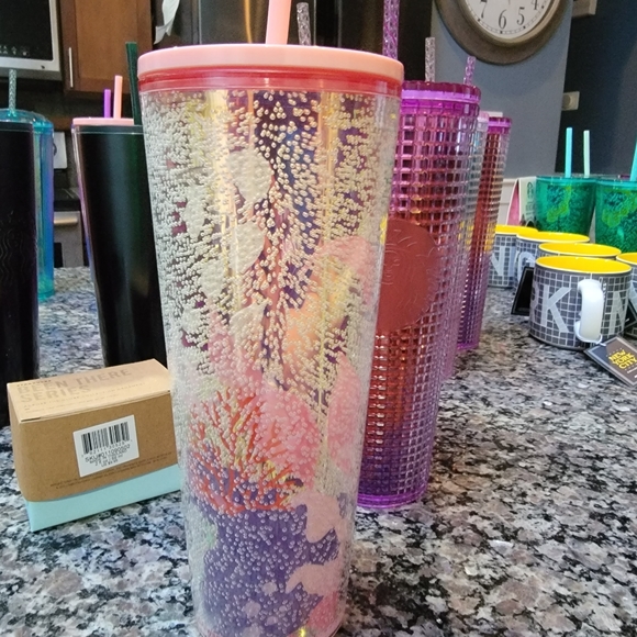 Starbucks Summer 2021 Pink Coral Bubble Acrylic - Picture 2 of 2